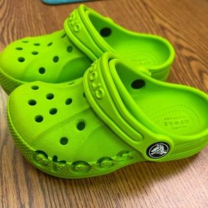 Toddler crocs size 8 - lime green